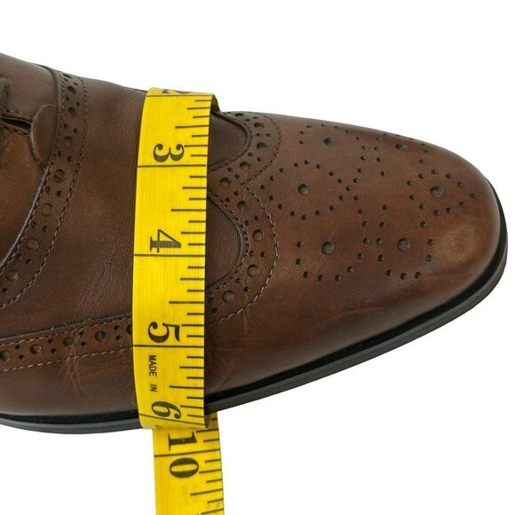 EXPRESS Tan Leather Wingtip Lace Up Oxford Worn Once Size 10 - Picture 13 of 16
